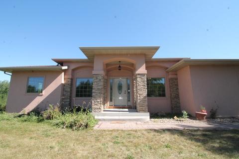 2685 W Finley Rd, Beloit, WI 53511 photo 1