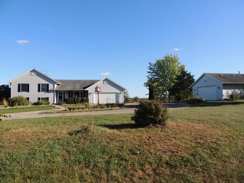 8906 E Rye Dr, Clinton, WI 53525 photo 1