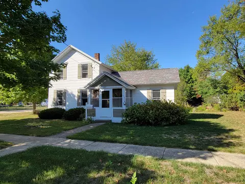 1207 E 3rd Ave, Brodhead, WI 53520 photo 1