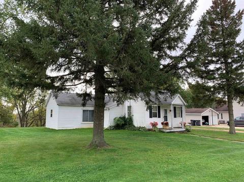 533 N Main St, Fall River, WI 53932 photo 1