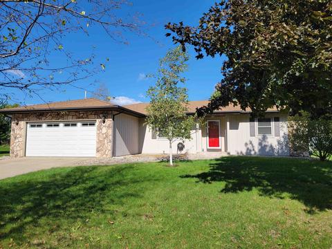 713 E Daffodil Ln, Beloit, WI 53511 photo 1