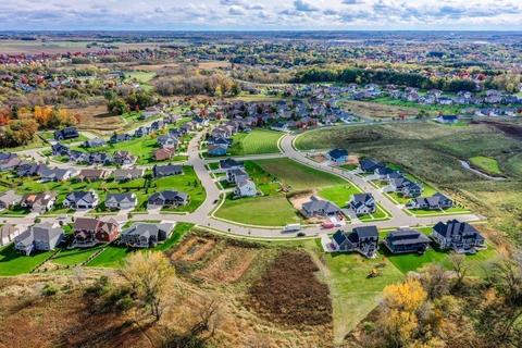 L77 Autumn Blaze Trail, Deforest, WI 53532