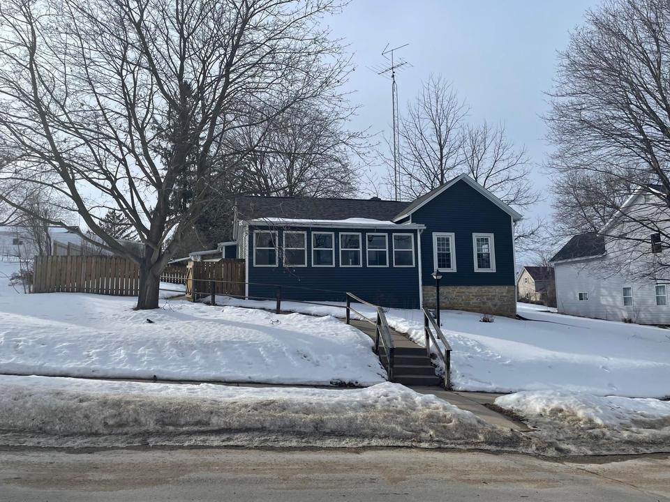 204 S Fountain St, Montfort, WI 53569 24 Photos MLS 1927537 Movoto