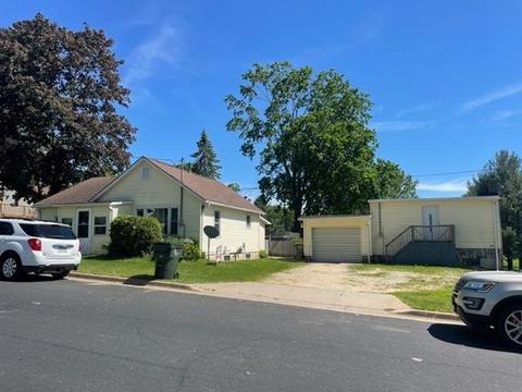 451 Elm St, Lancaster, WI 53813 photo 1