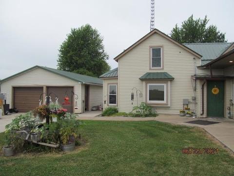 12949 1st St, Fennimore, WI 53809