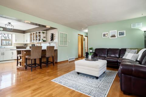 2116 E Ridge Rd, Beloit, WI 53511 photo 1