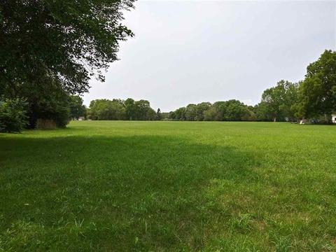 1642 6th St, Beloit, WI 53511 photo 1