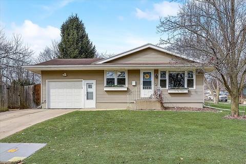 2102 Whenona Dr, Madison, WI 53711 photo 1