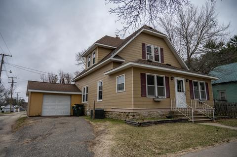 102 Jackson St, Wonewoc, WI 53968 photo 1