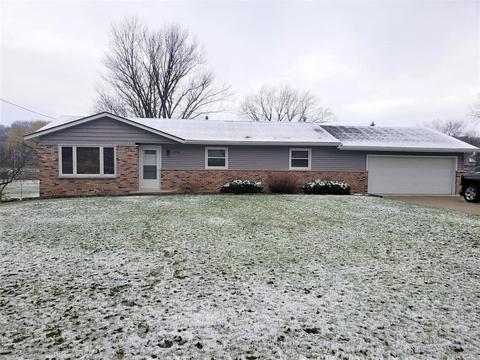 2736 S Riverside Dr, Beloit, WI 53511 photo 1
