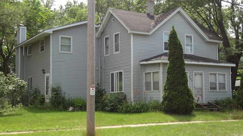 204 E Park St, Montello, WI 53949 photo 1