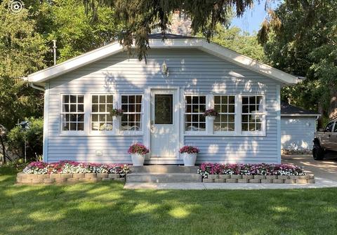 2528 S Riverside Dr, Beloit, WI 53511 photo 1