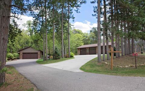 3568 5th Ave, Wisconsin Dells, WI 53965 photo 1