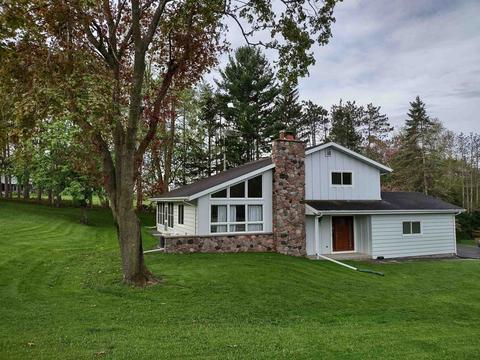 w13861 Skyline Circle, Ripon, WI 54971 photo 1
