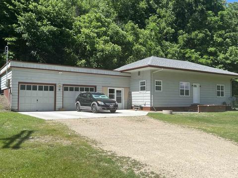 30213 Klein Brewery Rd, Mcgregor, IA 52157 photo 1