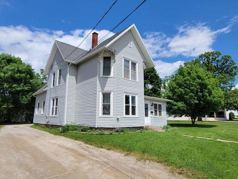 316 Hall St, Ripon, WI 54971 photo 1