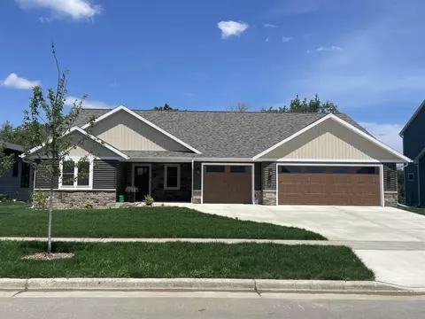 5318 Mary Ln, Fitchburg, WI 53711