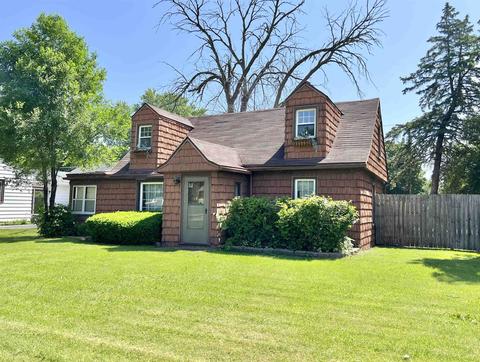 2009 S Prairie Ave, Beloit, WI 53511 photo 1
