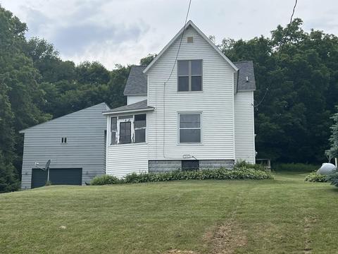 406 Washington St, Wonewoc, WI 53968 photo 1