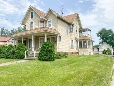 300 Laurel St, Reedsburg, WI 53959