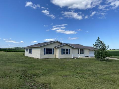 8236 W Beloit Newark Rd, Beloit, WI 53511 photo 1