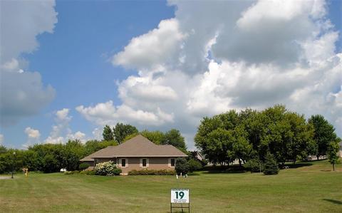 699 Kensington Dr, Ripon, WI 54971