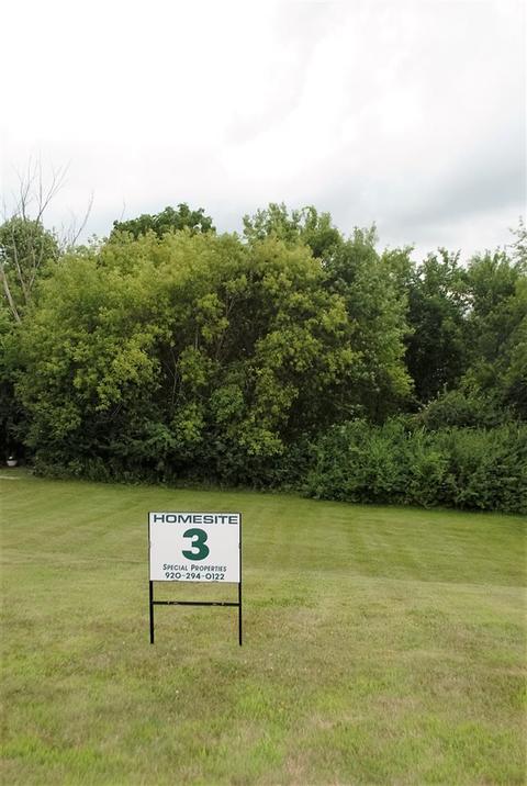 706 Kensington Dr, Ripon, WI 54971