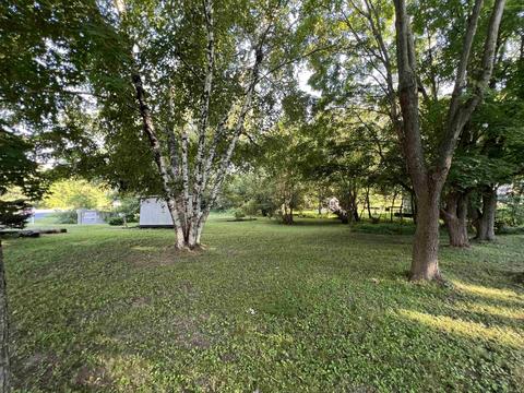 1032 N Pine Ave, Hillsboro, WI 54634