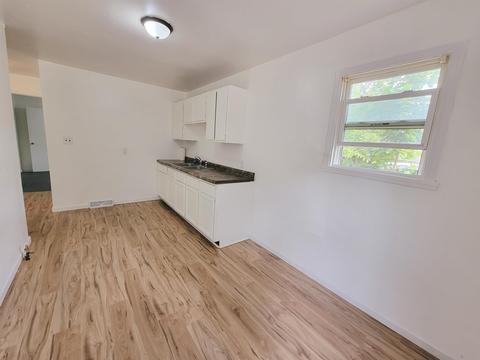 752 Hackett St, Beloit, WI 53511 photo 1