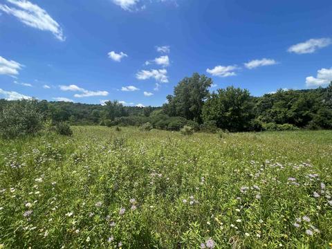 L281 Matterhorn Court, La Valle, WI 53941