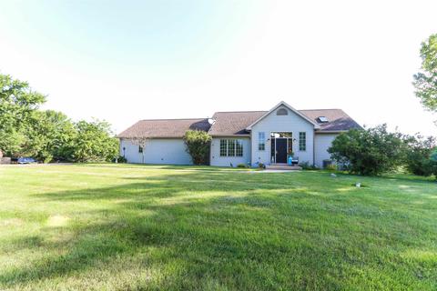 n5959 Cass Court, Green Lake, WI 54941