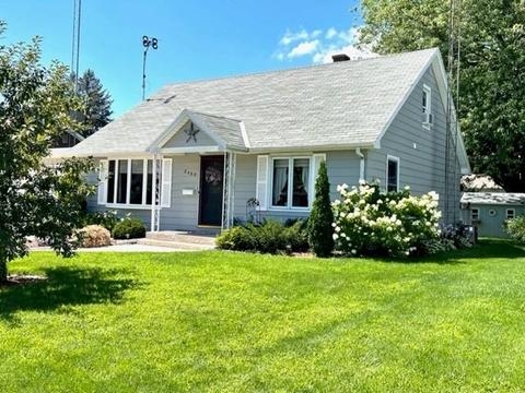 2409 11th Ave, Monroe, WI 53566 photo 1