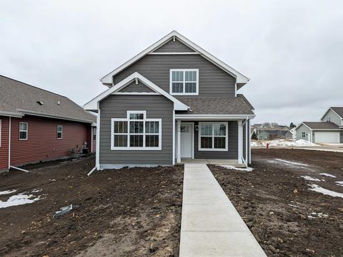 16 Windflower Way, Mount Horeb, WI 53572