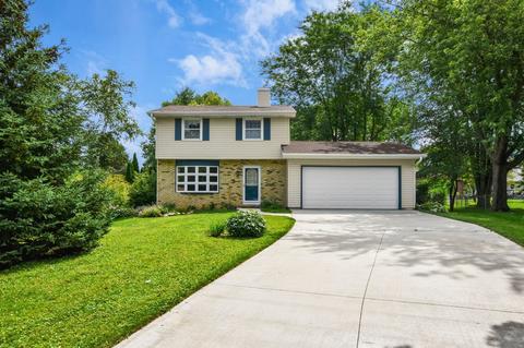 5 Opal Ct, Madison, WI 53714 photo 1