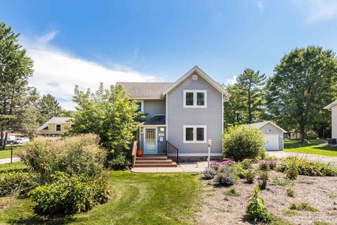 572 S Main St, Oregon, WI 53575 photo 1