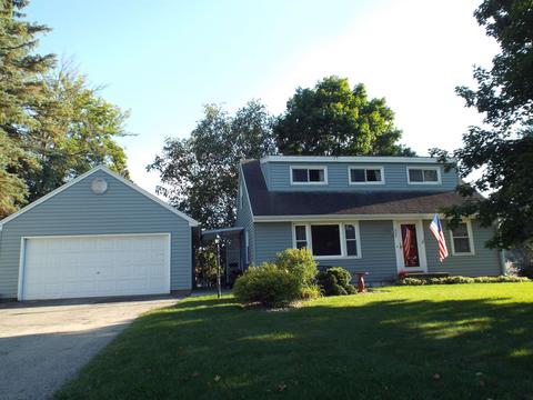 429 Joy Ave, Ripon, WI 54971 photo 1