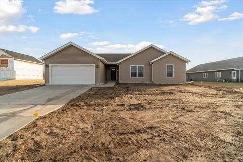 208 E 10th Ave, Brodhead, WI 53520 photo 1