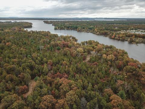 n7864 County Road G, New Lisbon, WI 53950