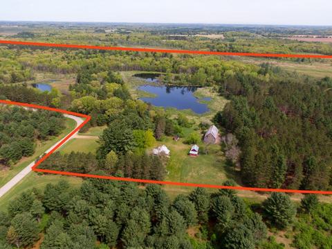 n7622 10th Lane, Westfield, WI 53964