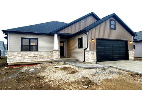 2224 Otteson Dr, Stoughton, WI 53589