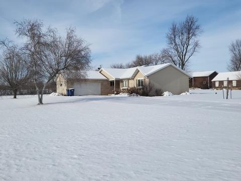 2944 S Paddock Rd, Beloit, WI 53511 photo 1
