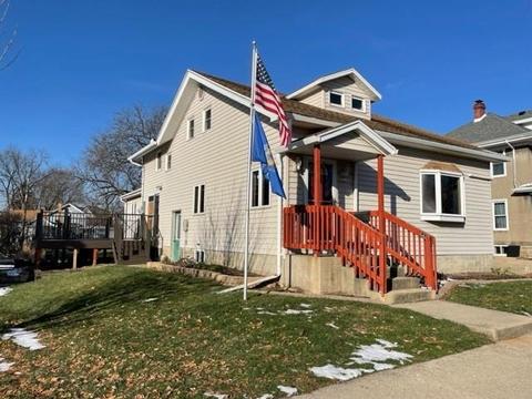 809 22nd Ave, Monroe, WI 53566 photo 1