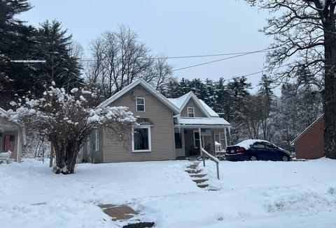 400 N East St, Wonewoc, WI 53968 photo 1