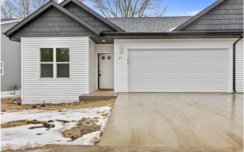 602 E Madison Ave #45, Milton, WI 53563