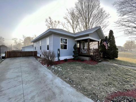 604 E 5th Ave, Brodhead, WI 53520 photo 1