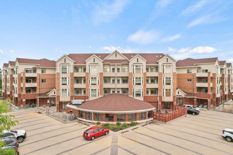 301 Harbour Town Dr #332, Madison, WI 53717