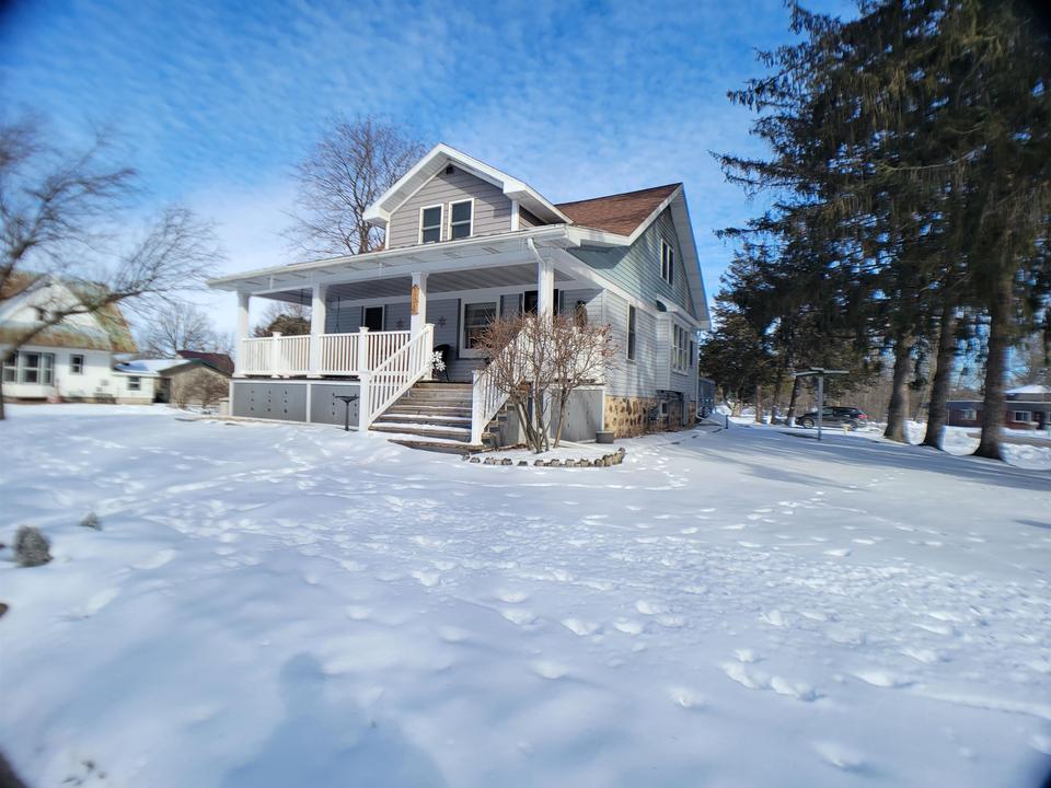 154 Spring St, Westfield, WI 53964 40 Photos Movoto