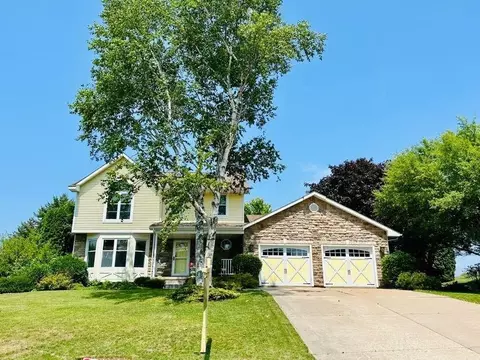617 Carleton Dr, Lancaster, WI 53813