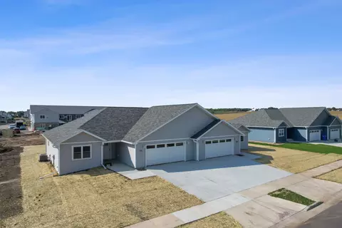 903 Roosevelt St, Baraboo, WI 53913