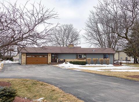 4951 County Road Yz, Dodgeville, WI 53533